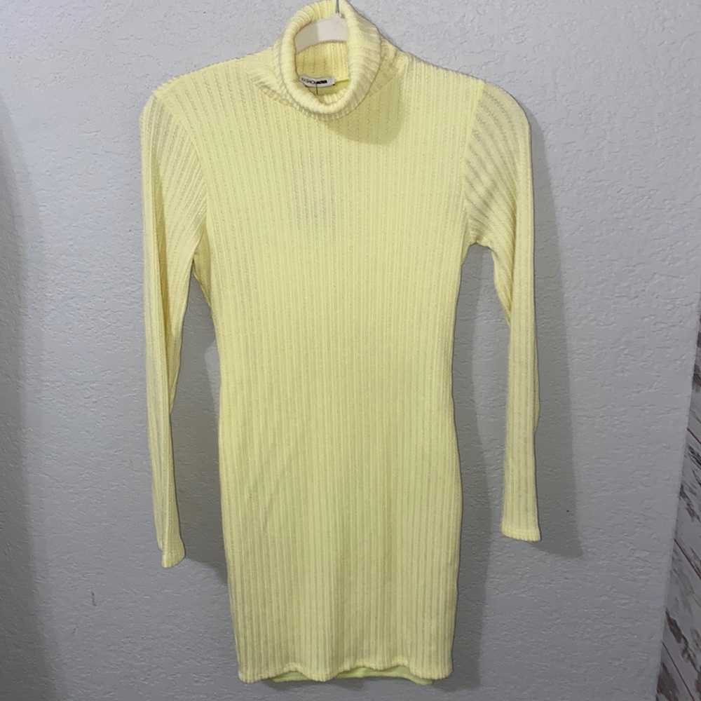 Fashion Nova Yellow Dress Size Medium